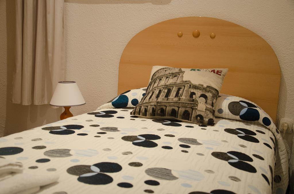 Hostal Aribau Barcelona Kamer foto
