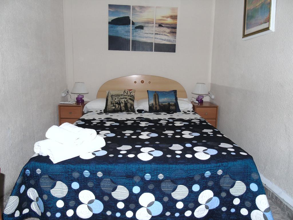 Hostal Aribau Barcelona Kamer foto