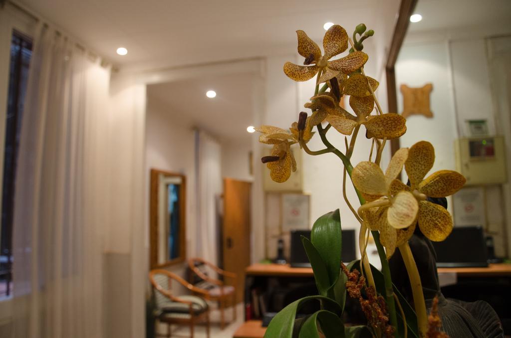 Hostal Aribau Barcelona Kamer foto
