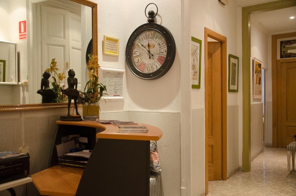 Hostal Aribau Barcelona Kamer foto