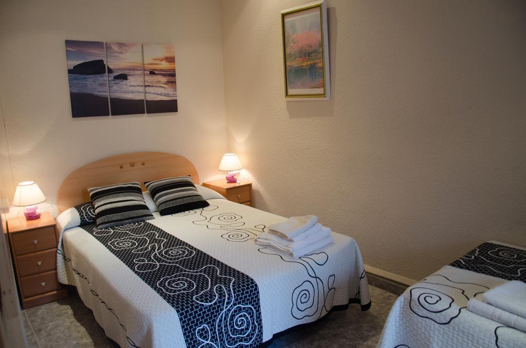 Hostal Aribau Barcelona Buitenkant foto