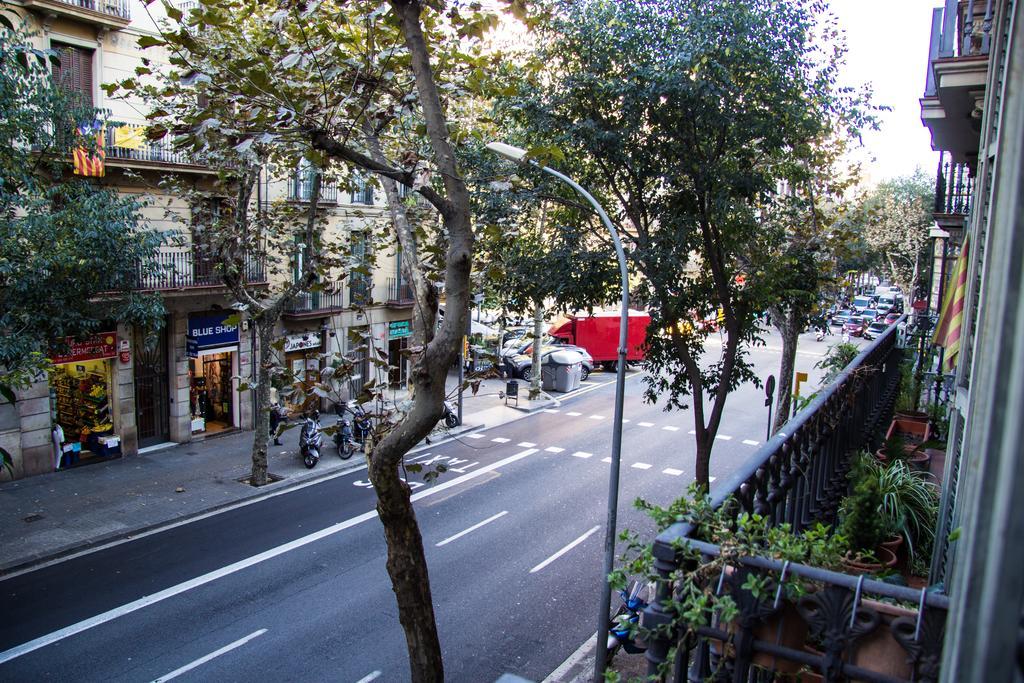 Hostal Aribau Barcelona Buitenkant foto