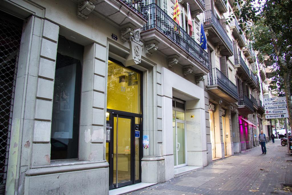 Hostal Aribau Barcelona Buitenkant foto