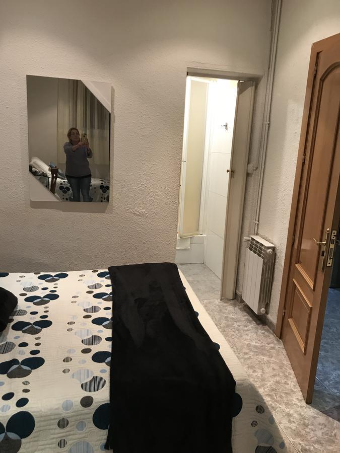 Hostal Aribau Barcelona Buitenkant foto