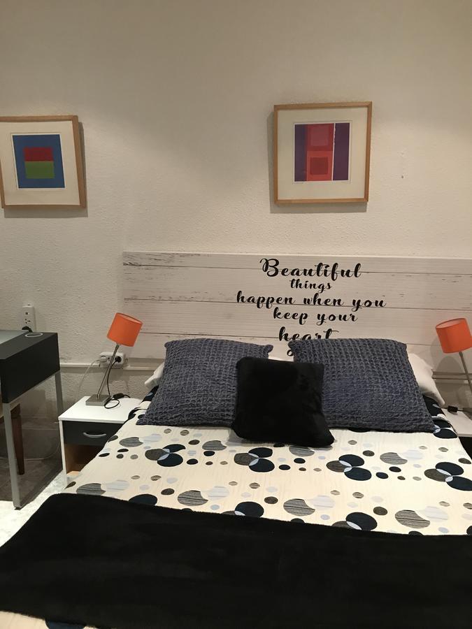 Hostal Aribau Barcelona Buitenkant foto